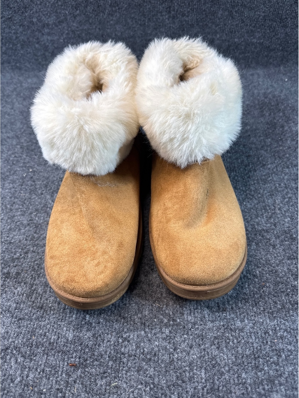 Sonoma Goods For Life Women’s Size 9 Tan Faux Fur Lined Ankle Boots